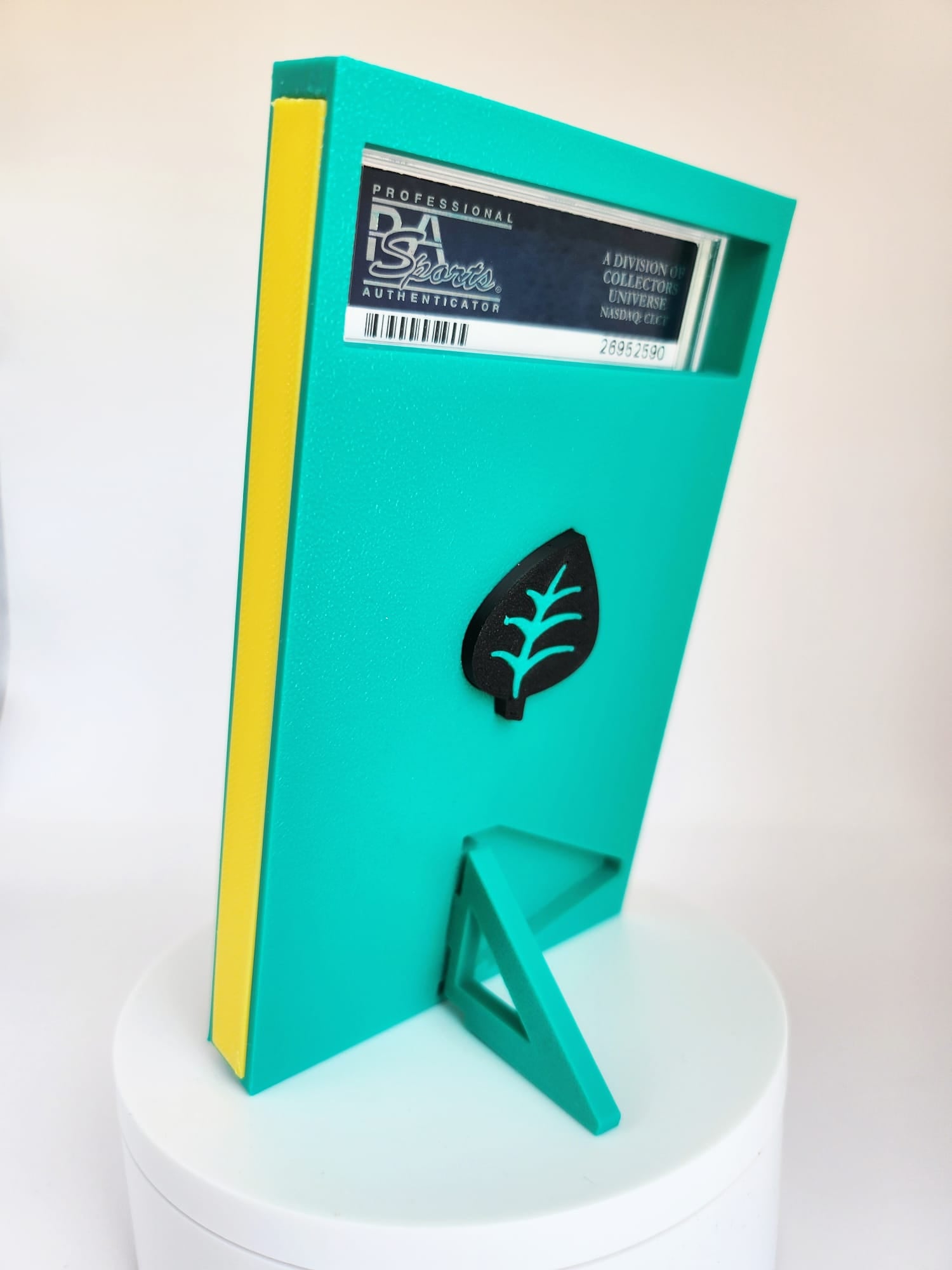 Graded Pokemon card display stand Didiego3D Graded Pokemon card display stand Didiego3D